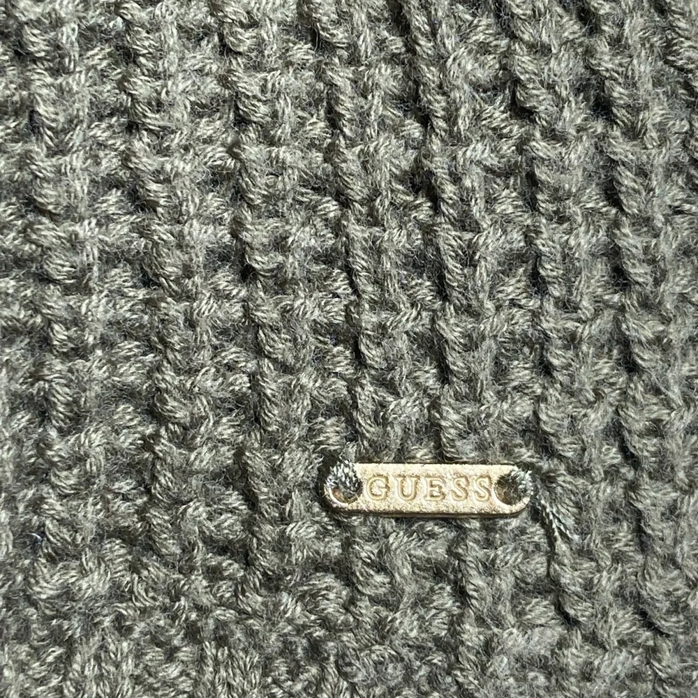 Guess • Medium • Green Long Sleeve Choker Knit Top - Picture 10 of 10